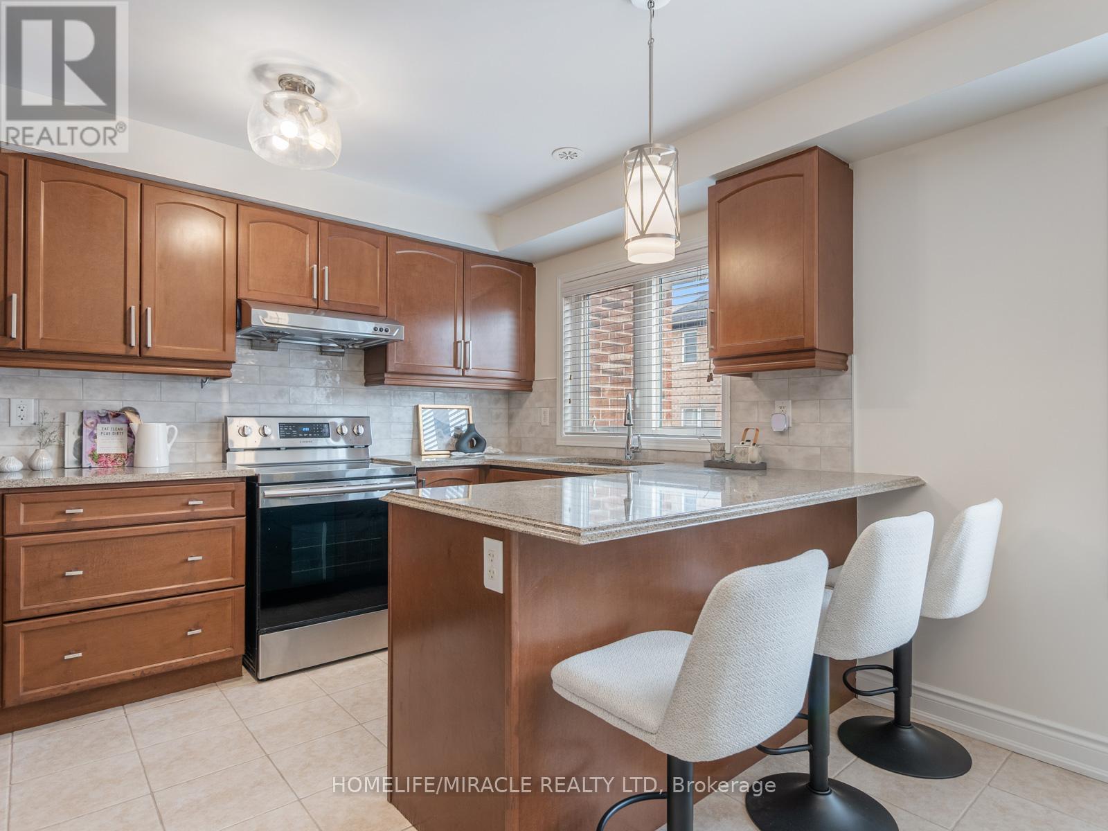 7 Viewforth Road, Brampton, Ontario  L7A 0R2 - Photo 11 - W12157374