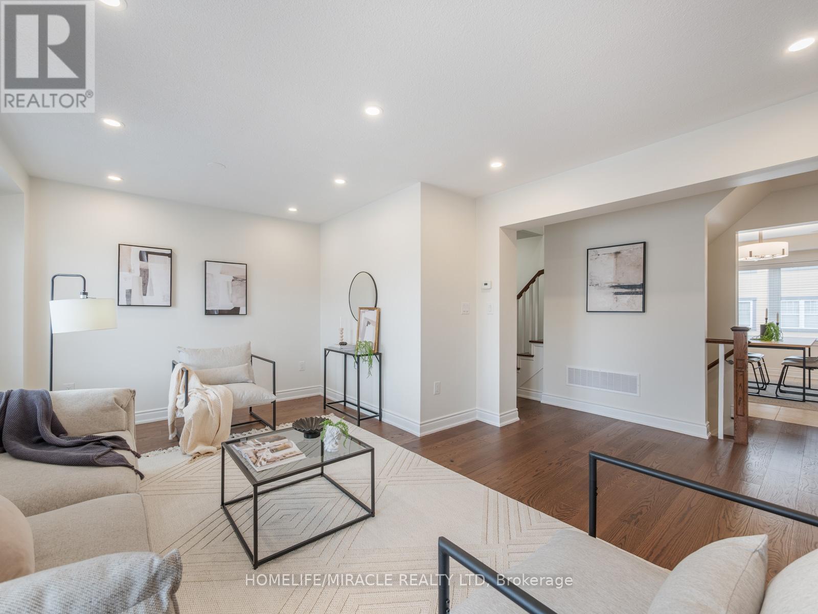 7 Viewforth Road, Brampton, Ontario  L7A 0R2 - Photo 8 - W12157374