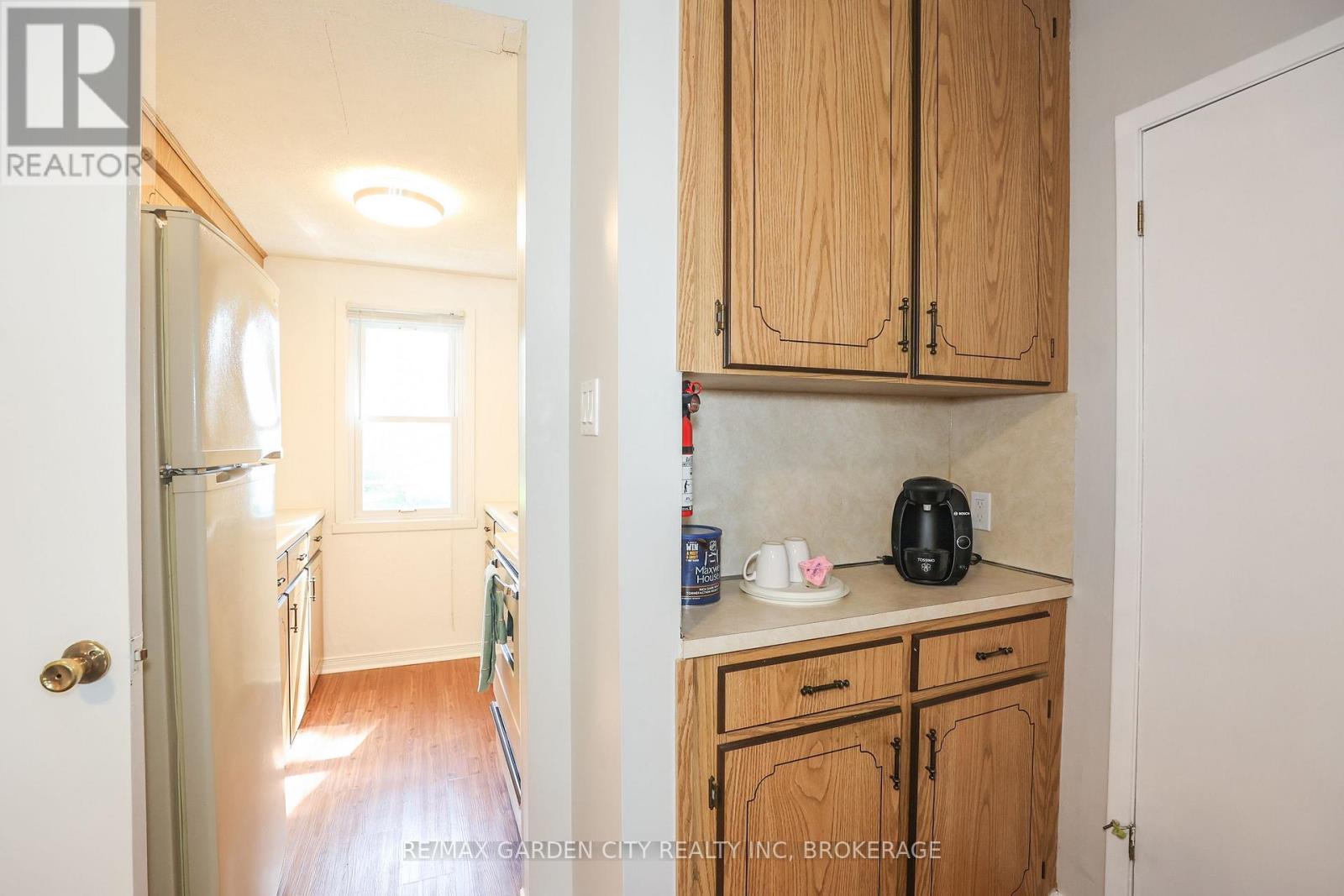144 Mcalpine Avenue S, Welland, Ontario  L3B 1T6 - Photo 11 - X12157412