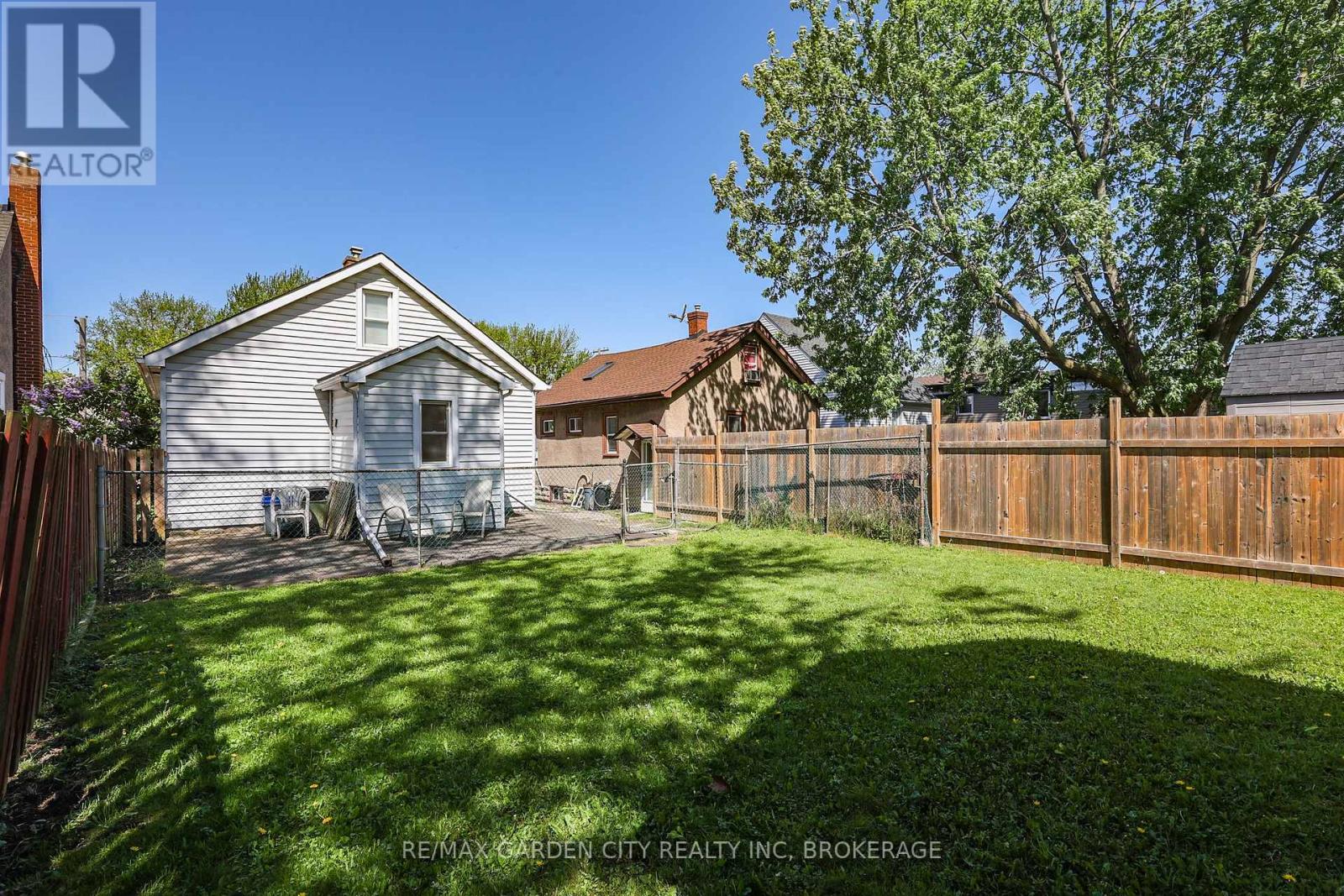 144 Mcalpine Avenue S, Welland, Ontario  L3B 1T6 - Photo 28 - X12157412