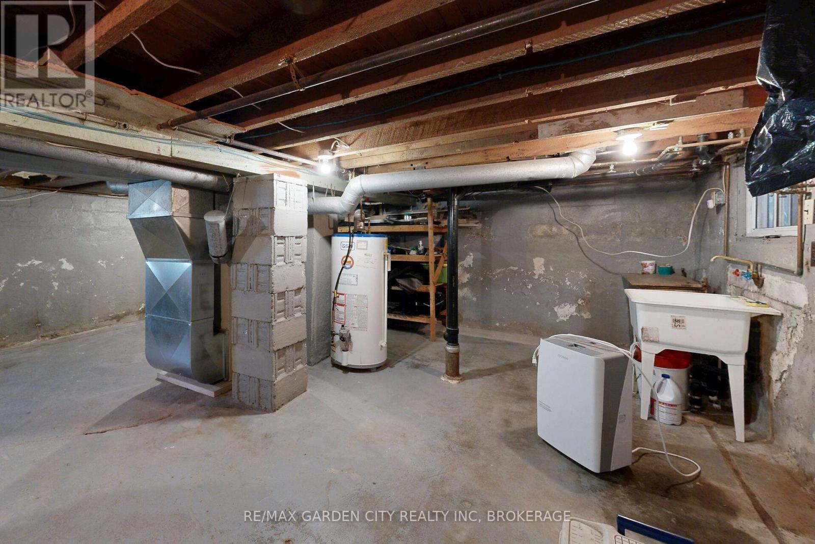 144 Mcalpine Avenue S, Welland, Ontario  L3B 1T6 - Photo 30 - X12157412