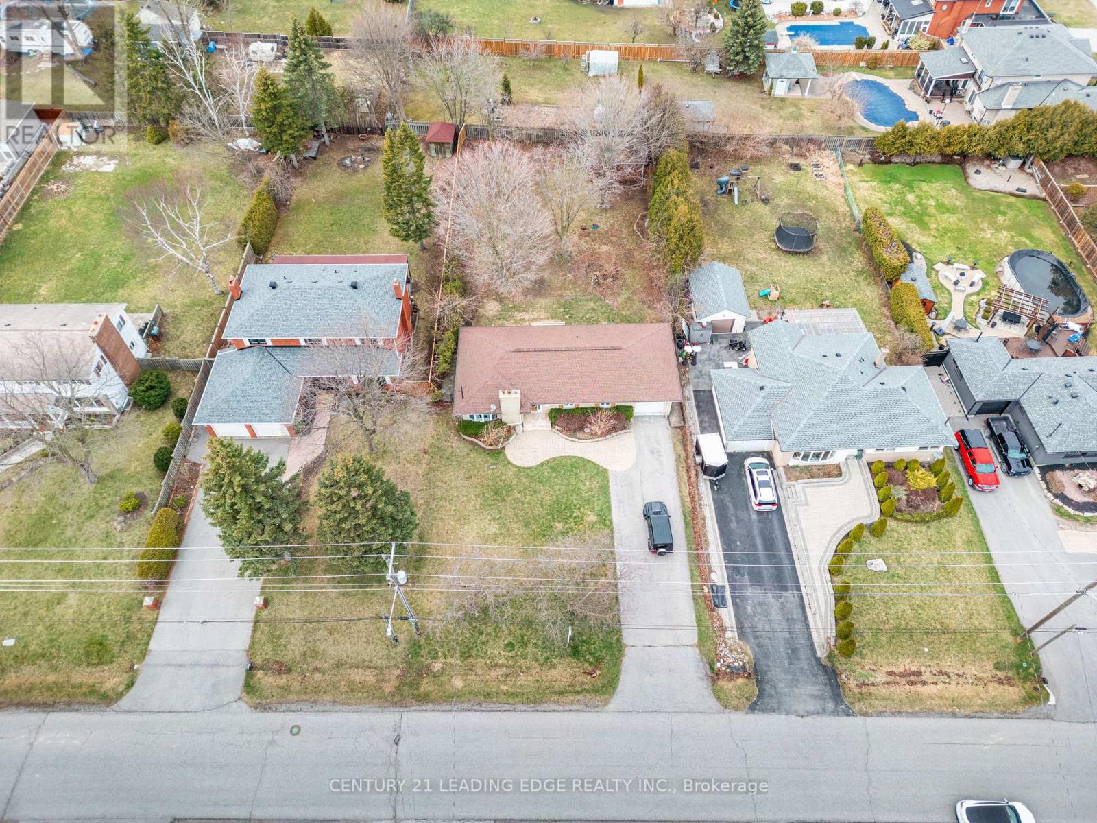 116 Broadview Avenue, Whitby, Ontario  L1N 2G5 - Photo 37 - E12157397
