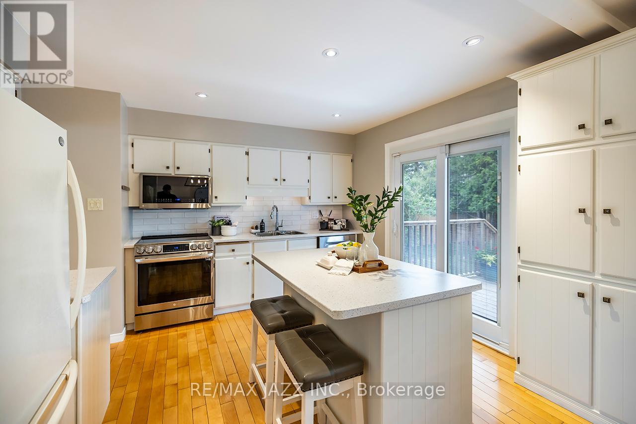 1443 Fair Avenue, Peterborough West, Ontario  K9K 1G8 - Photo 11 - X12157410