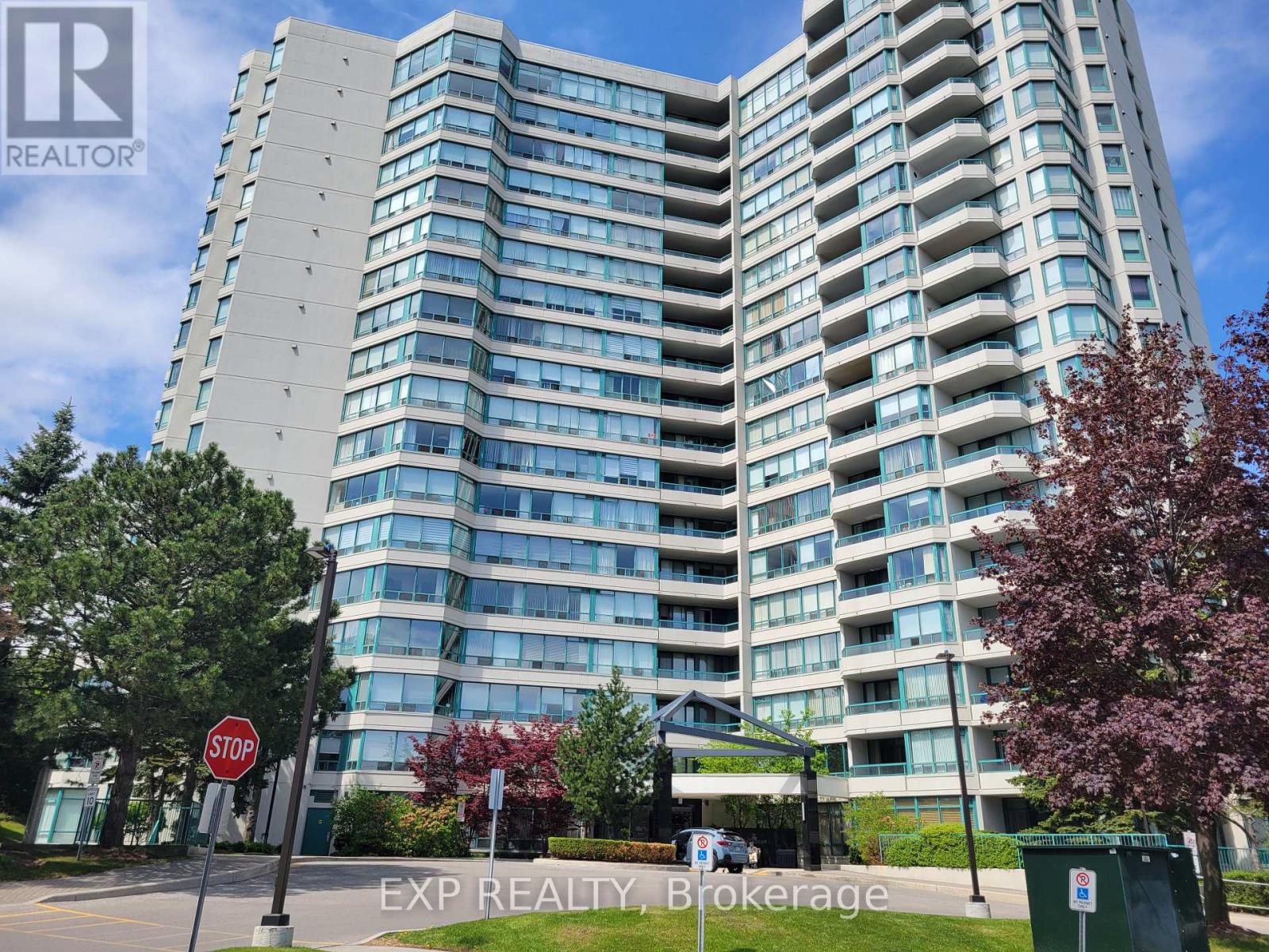 1005 - 7250 Yonge Street, Vaughan, Ontario  L4J 7X1 - Photo 1 - N12157411