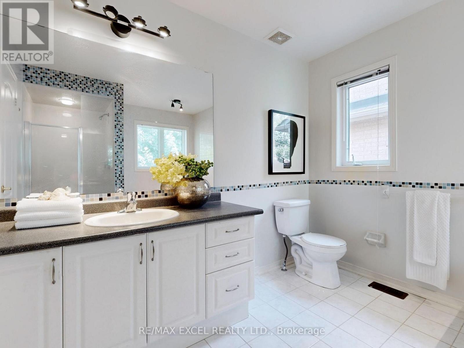 67 Duffin Drive, Whitchurch-Stouffville, Ontario  L4A 0R6 - Photo 27 - N12157416