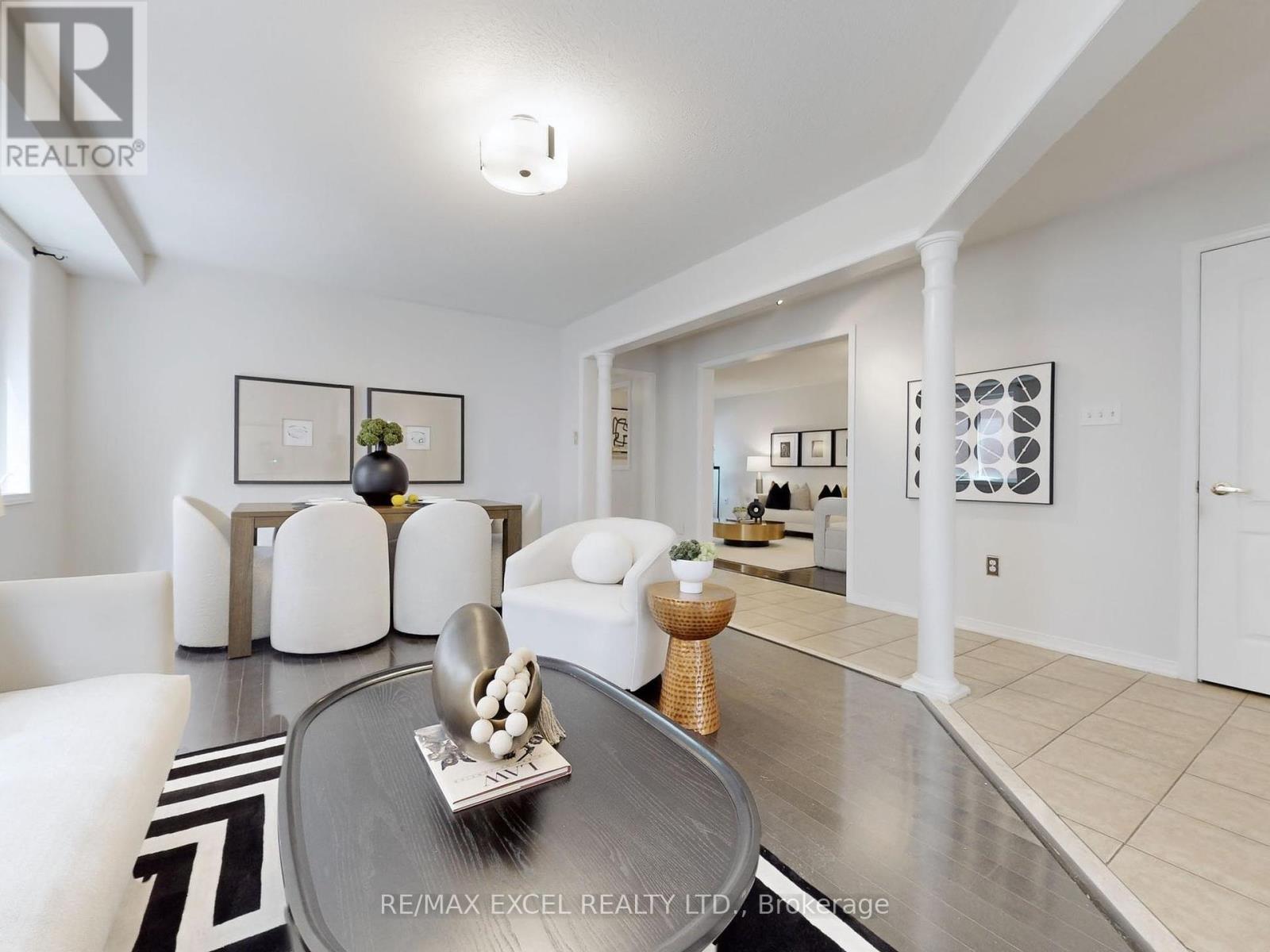 67 Duffin Drive, Whitchurch-Stouffville, Ontario  L4A 0R6 - Photo 4 - N12157416