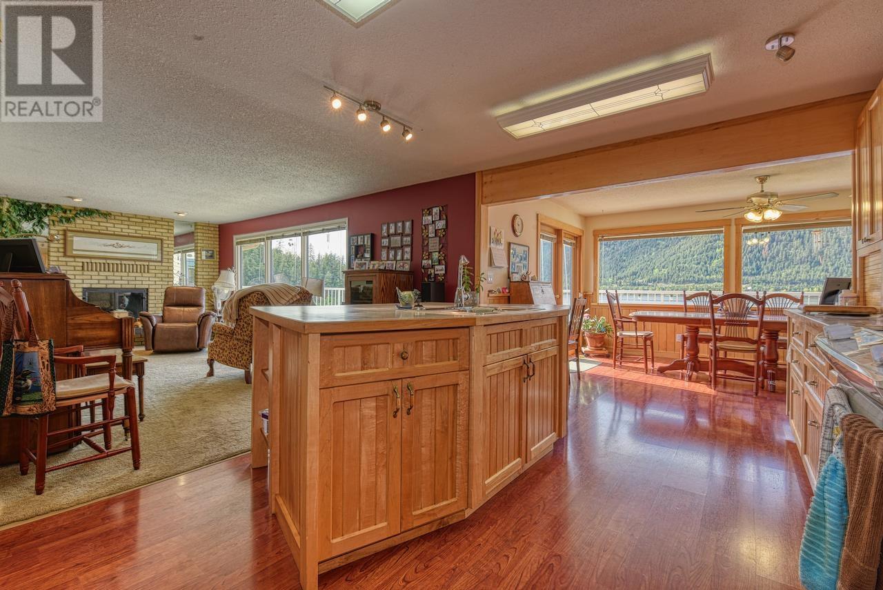 Property at 111 FOWLER ROAD image 2