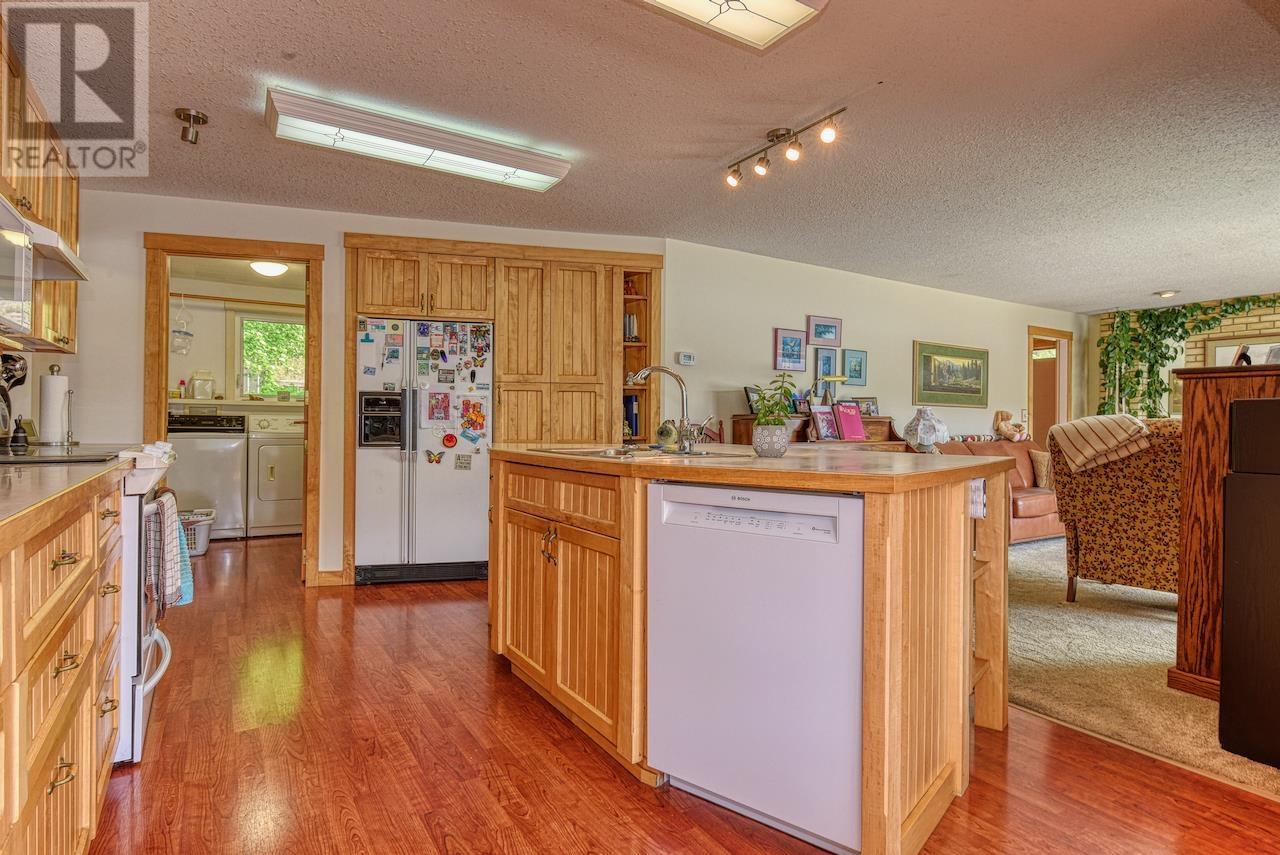 Property at 111 FOWLER ROAD image 4