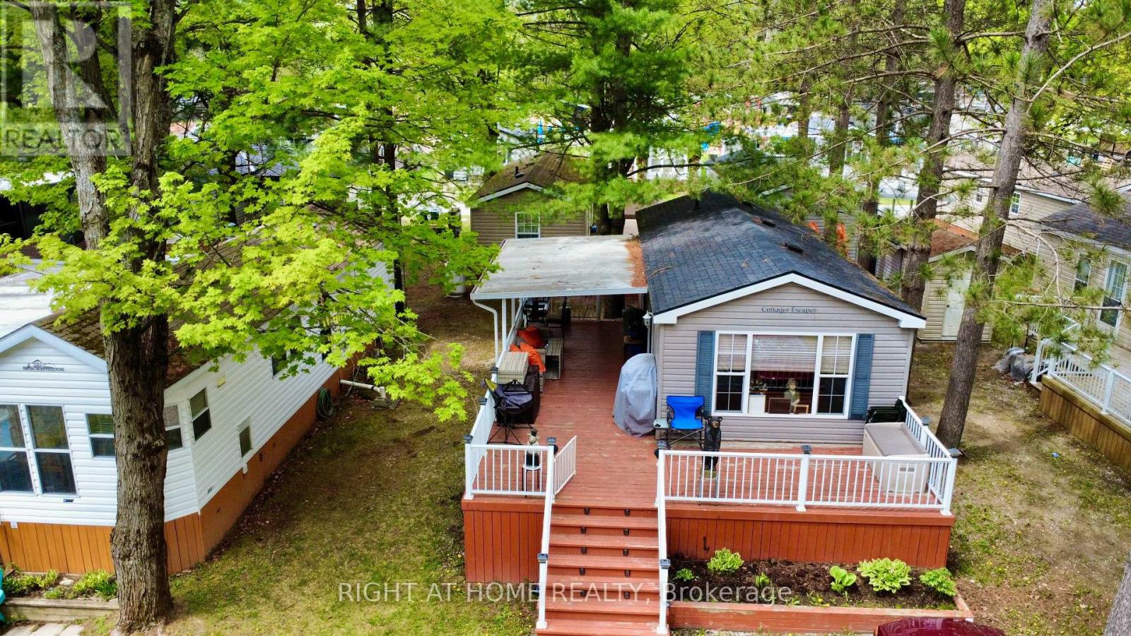 63 - 1082 Shamrock Marina Road, Gravenhurst, Ontario  P0E 1N0 - Photo 1 - X12157417