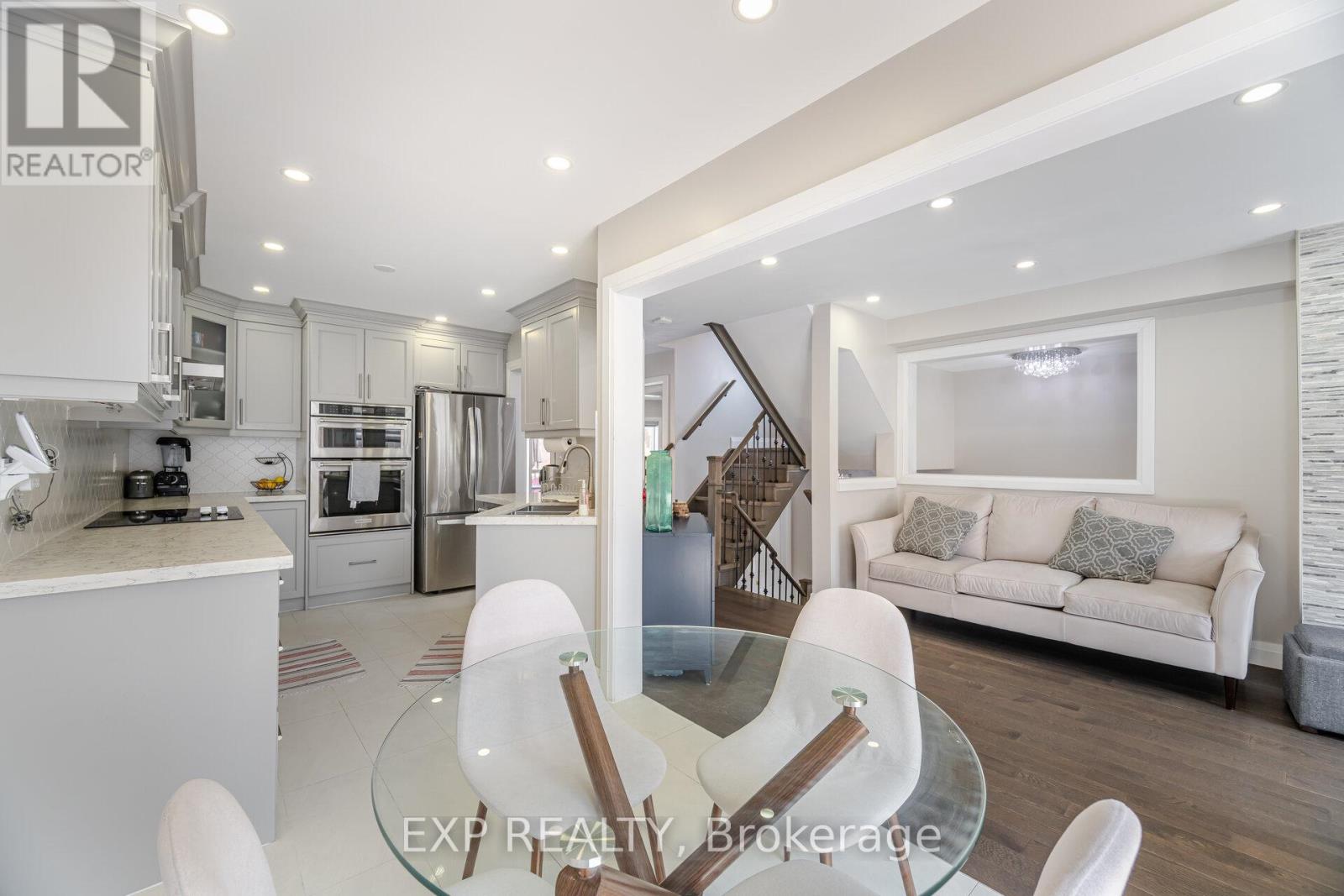 10 Seton Park Road, Toronto, Ontario  M3C 3Z6 - Photo 16 - C12093658