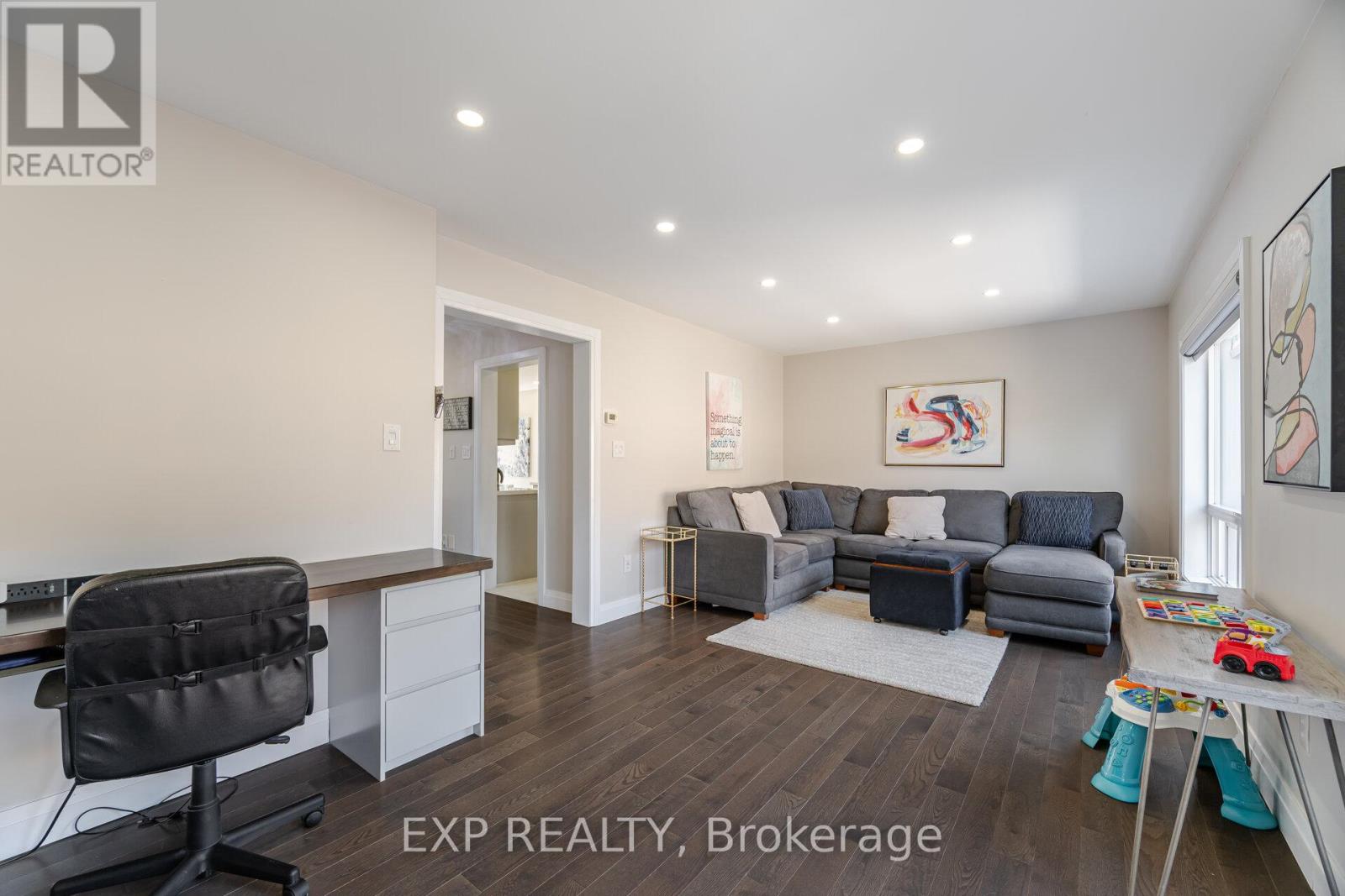 10 Seton Park Road, Toronto, Ontario  M3C 3Z6 - Photo 28 - C12093658