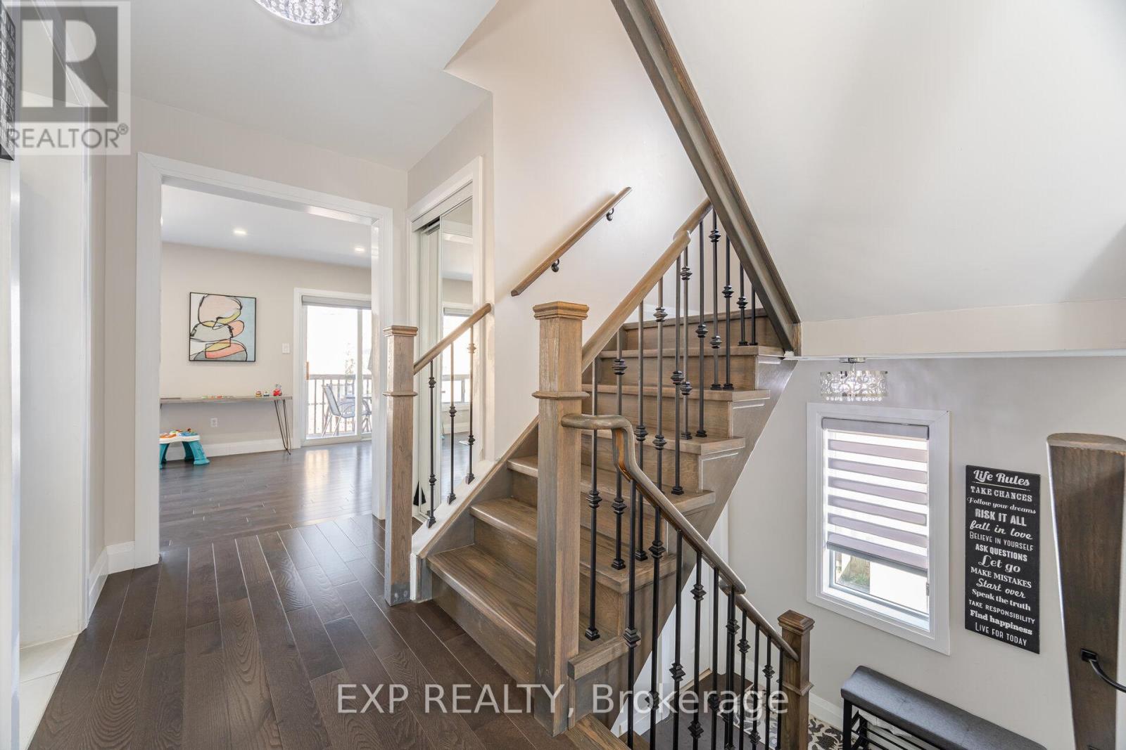 10 Seton Park Road, Toronto, Ontario  M3C 3Z6 - Photo 30 - C12093658
