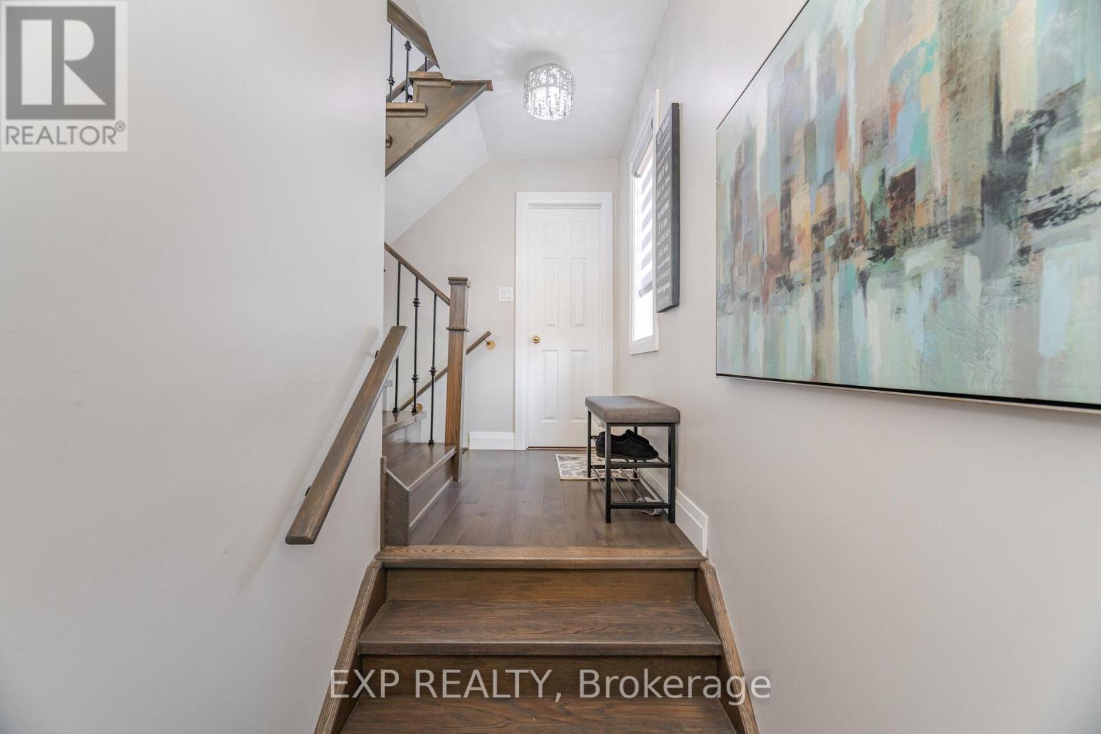 10 Seton Park Road, Toronto, Ontario  M3C 3Z6 - Photo 5 - C12093658