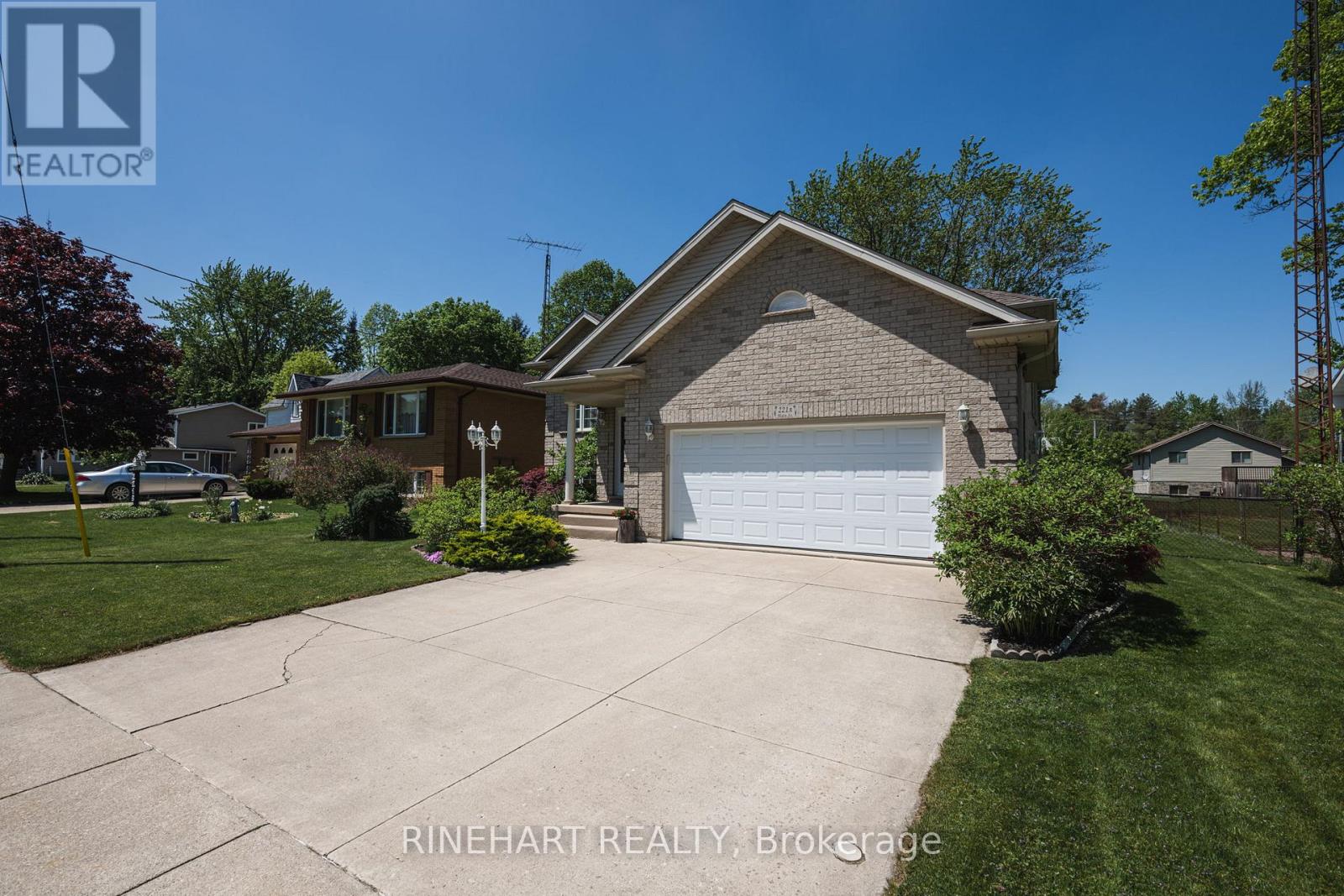 221a Main Street, West Elgin (West Lorne), Ontario  N0L 2P0 - Photo 3 - X12157420