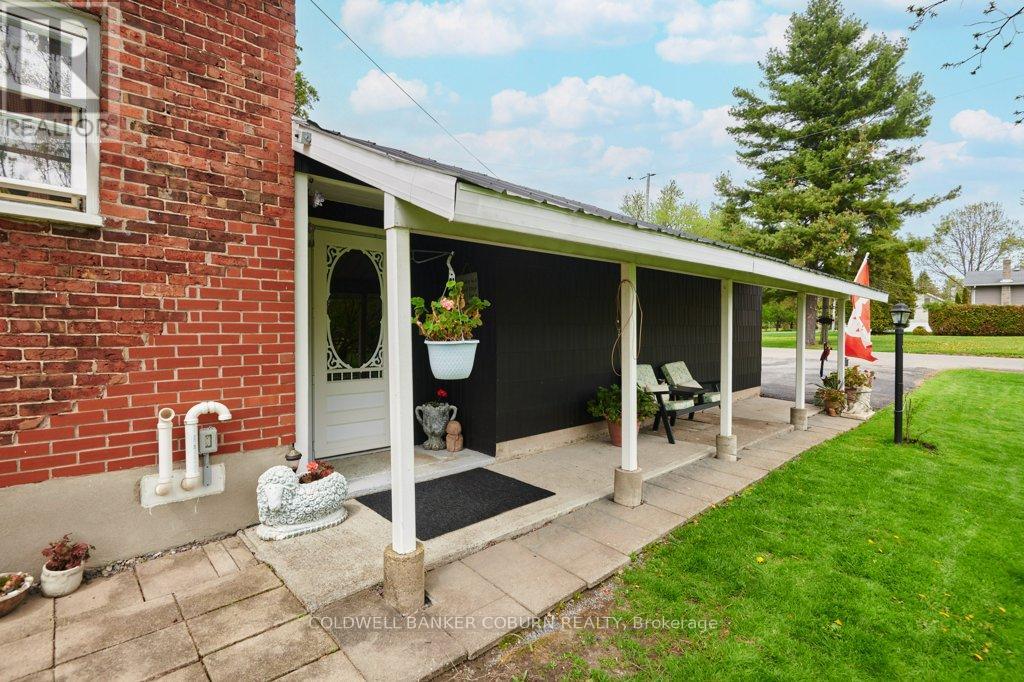 5680 Cherry Street, South Dundas, Ontario  K0C 1X0 - Photo 2 - X12153122
