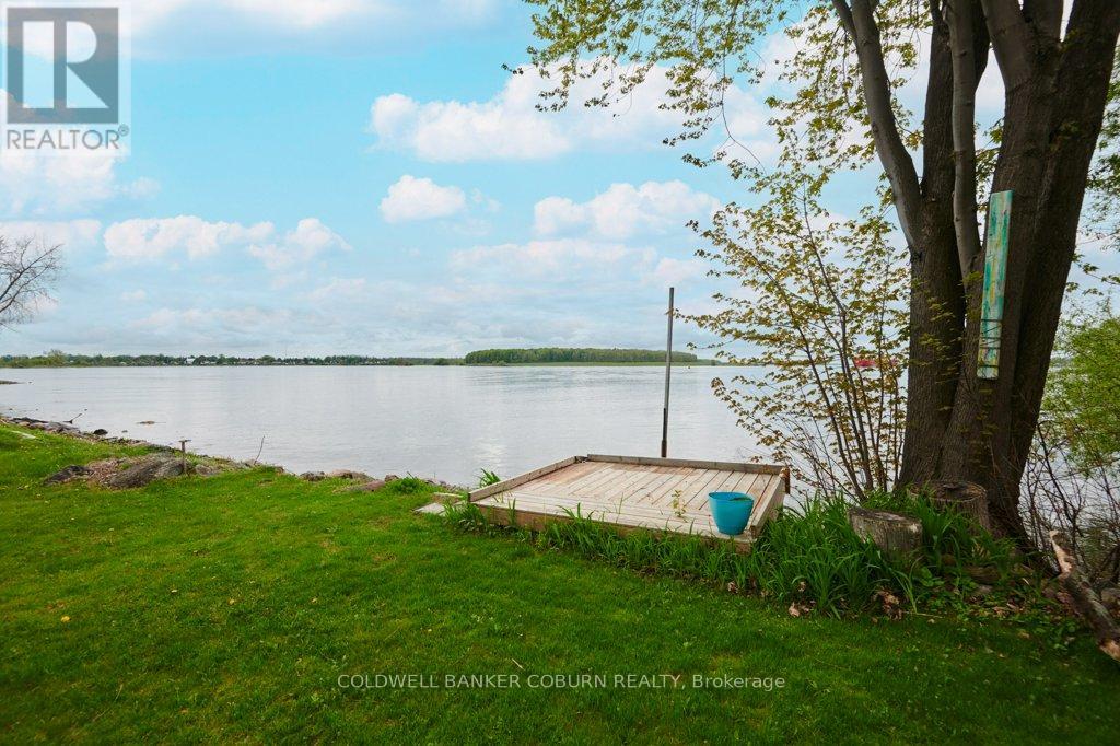 5680 Cherry Street, South Dundas, Ontario  K0C 1X0 - Photo 34 - X12153122