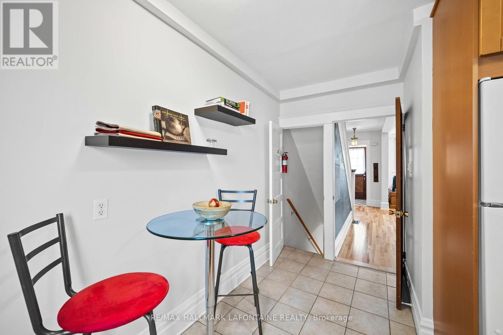 143 Blackburn Avenue, Ottawa, Ontario  K1N 8A6 - Photo 11 - X12135632