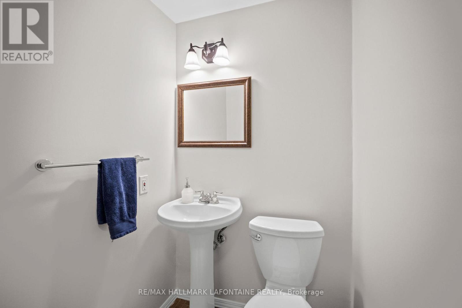 143 Blackburn Avenue, Ottawa, Ontario  K1N 8A6 - Photo 25 - X12135632