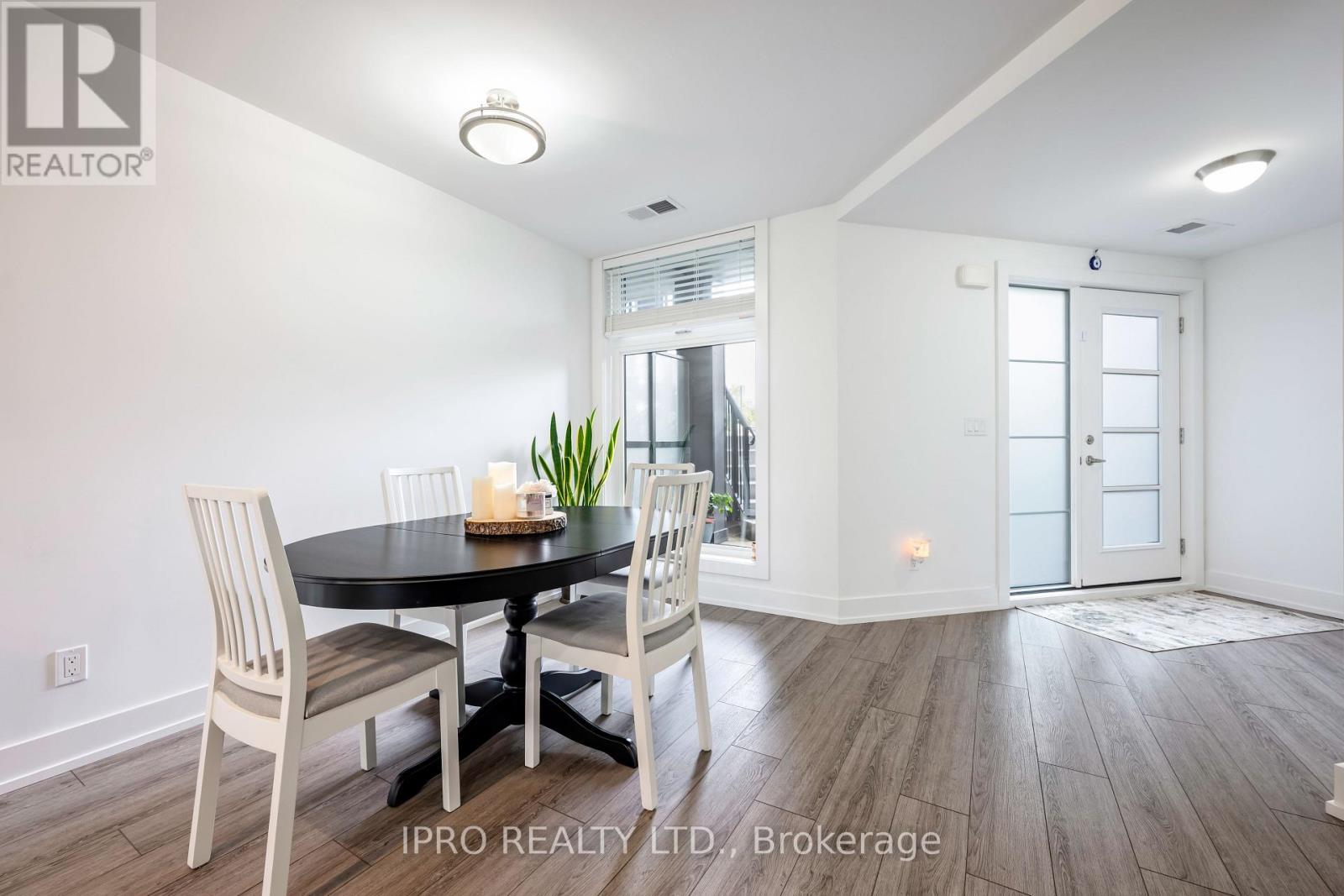 104 - 17 Centre Street, Orangeville, Ontario  L9W 7S6 - Photo 6 - W12157427