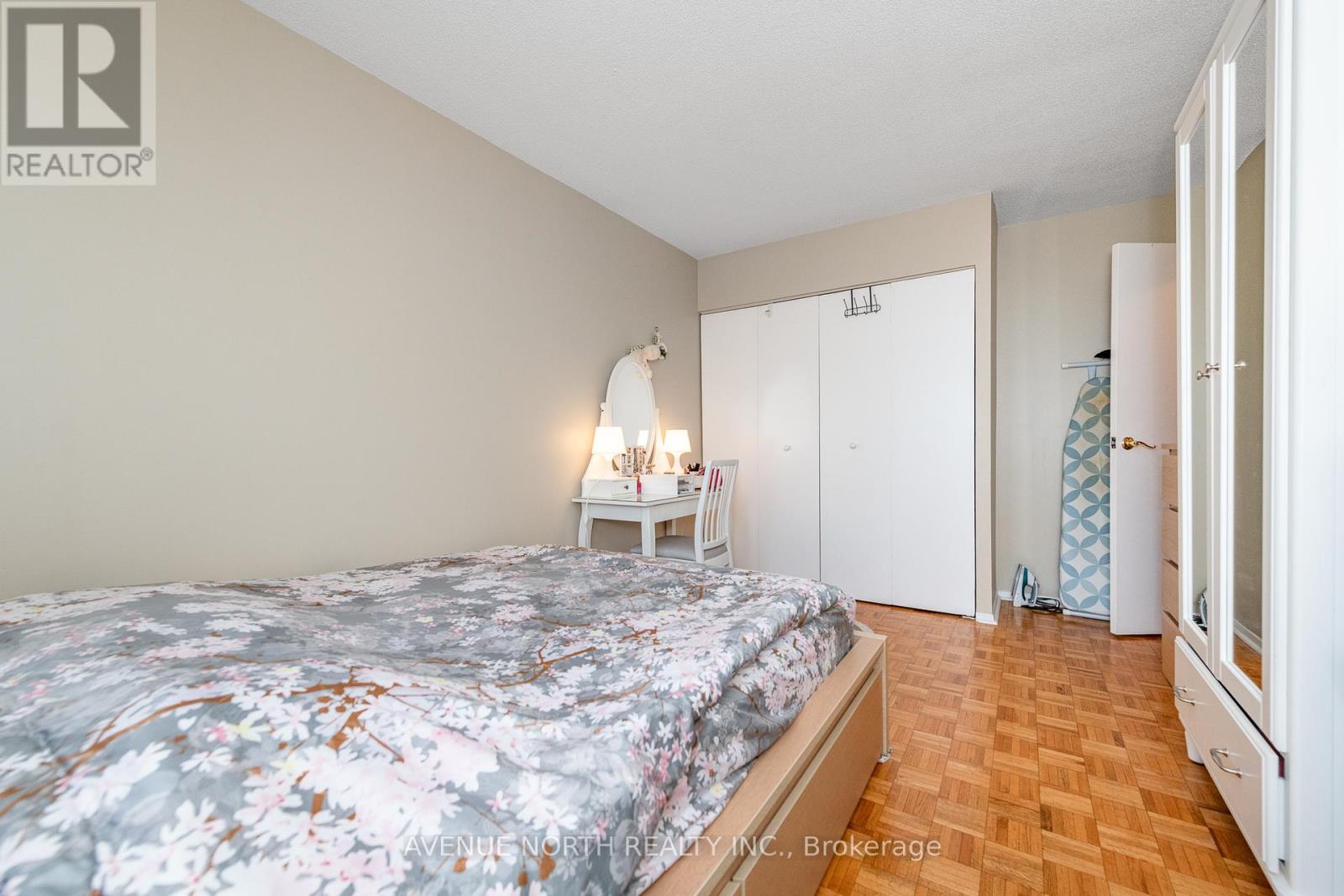 1504 - 158a Mcarthur Avenue, Ottawa, Ontario  K1L 7E7 - Photo 14 - X12157469
