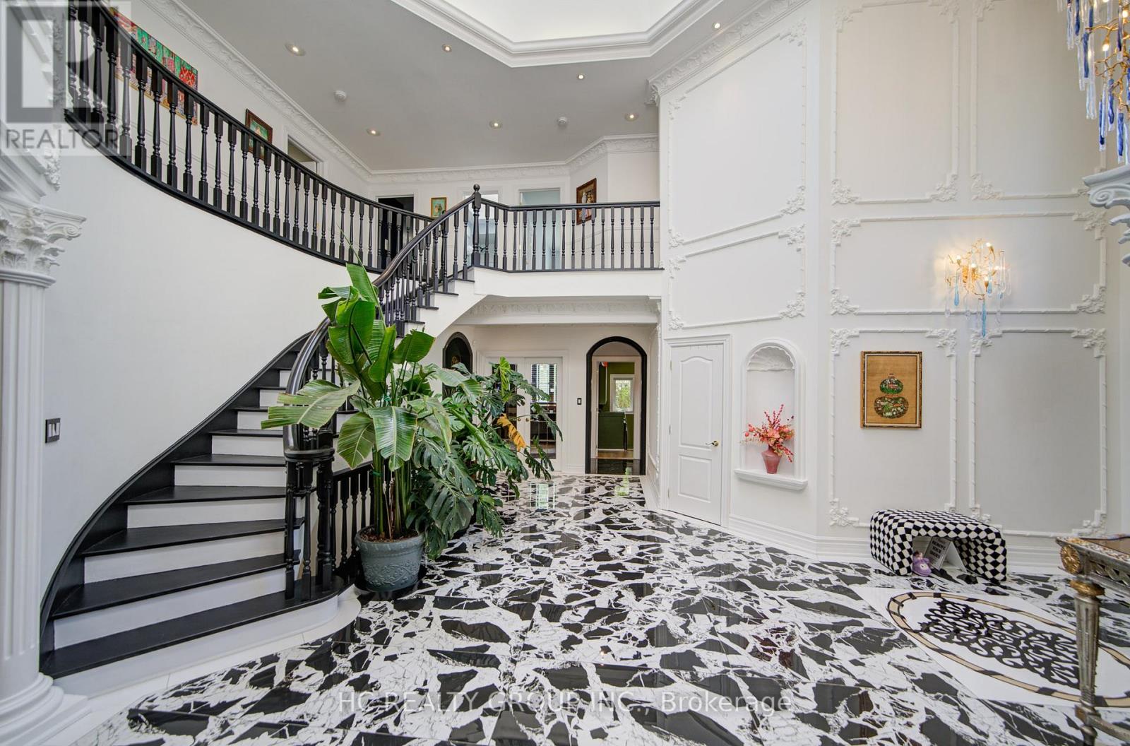 Property at 156 BURBANK DRIVE image 5