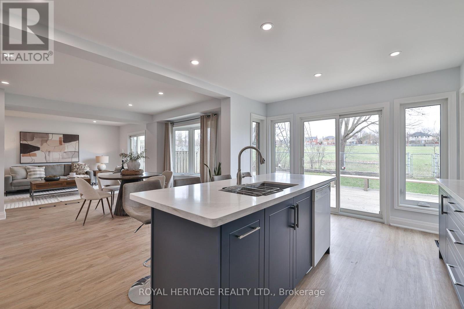1131 Harvest Drive, Pickering, Ontario  L1X 1B5 - Photo 24 - E12150921