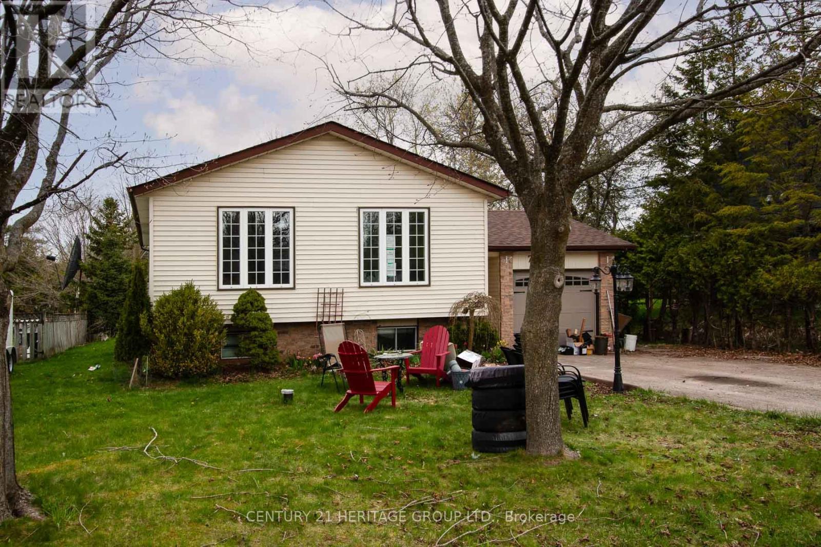 70 DOROTHY AVENUE, Georgina, Ontario