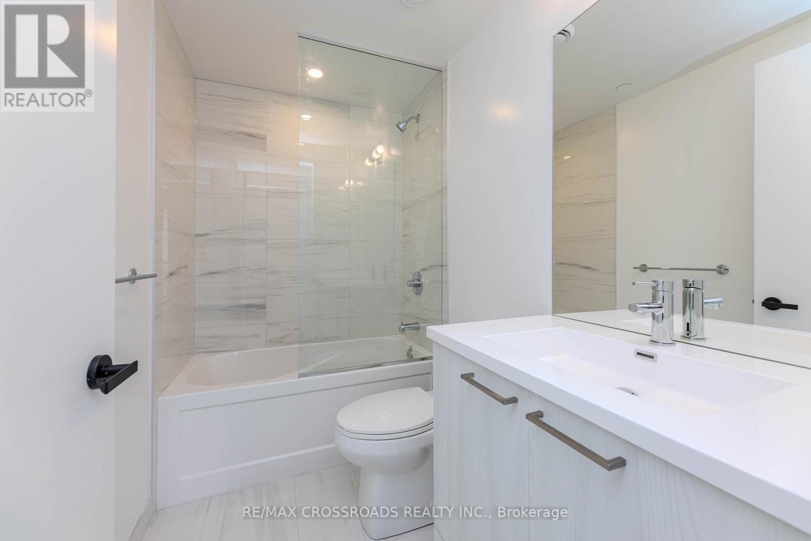 3806 - 225 Commerce Street, Vaughan, Ontario  L4K 0R1 - Photo 10 - N12157467