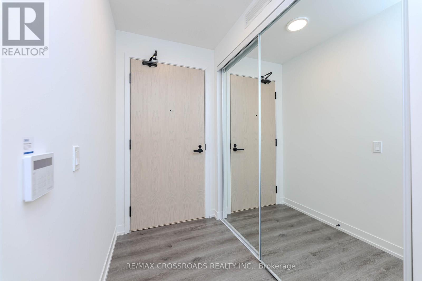 3806 - 225 Commerce Street, Vaughan, Ontario  L4K 0R1 - Photo 4 - N12157467