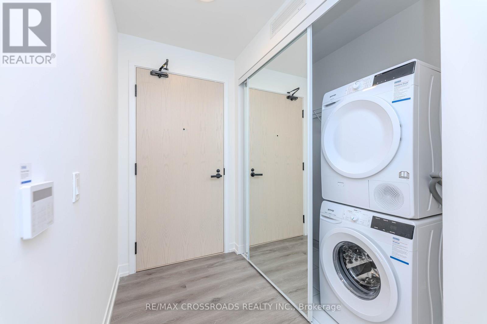 3806 - 225 Commerce Street, Vaughan, Ontario  L4K 0R1 - Photo 5 - N12157467