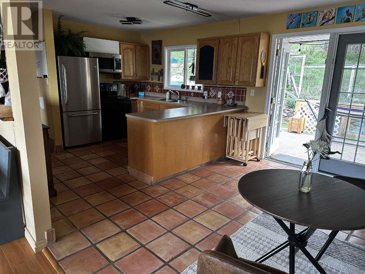 133 106 Avenue, Kimberley, British Columbia  V1A 1B4 - Photo 8 - 10343771