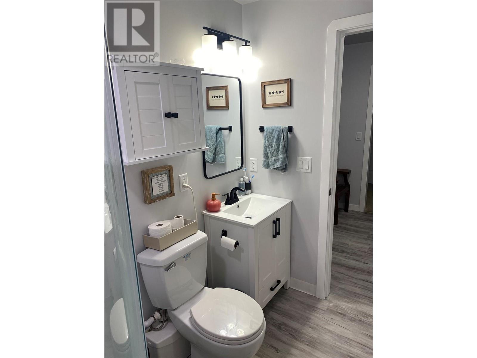 1570 Stikine Street, Kamloops, British Columbia  V2E 2T2 - Photo 40 - 10348356