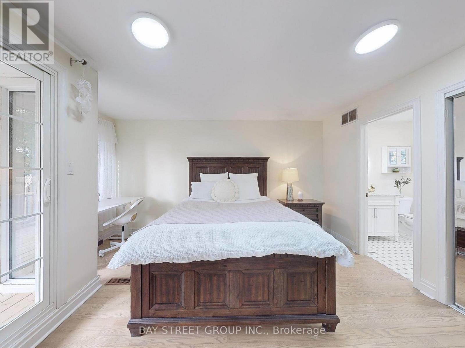 45 Enfield Avenue, Toronto, Ontario  M8W 1T6 - Photo 12 - W12157438