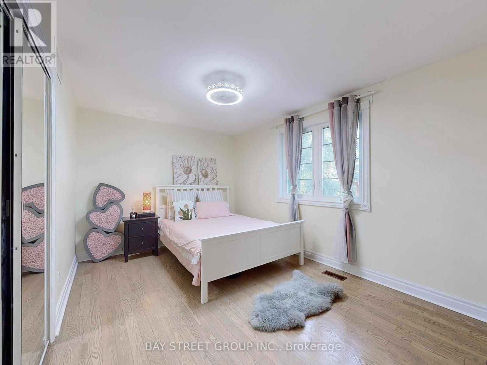45 Enfield Avenue, Toronto, Ontario  M8W 1T6 - Photo 15 - W12157438