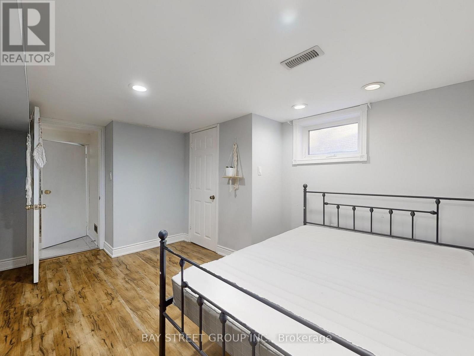 45 Enfield Avenue, Toronto, Ontario  M8W 1T6 - Photo 20 - W12157438