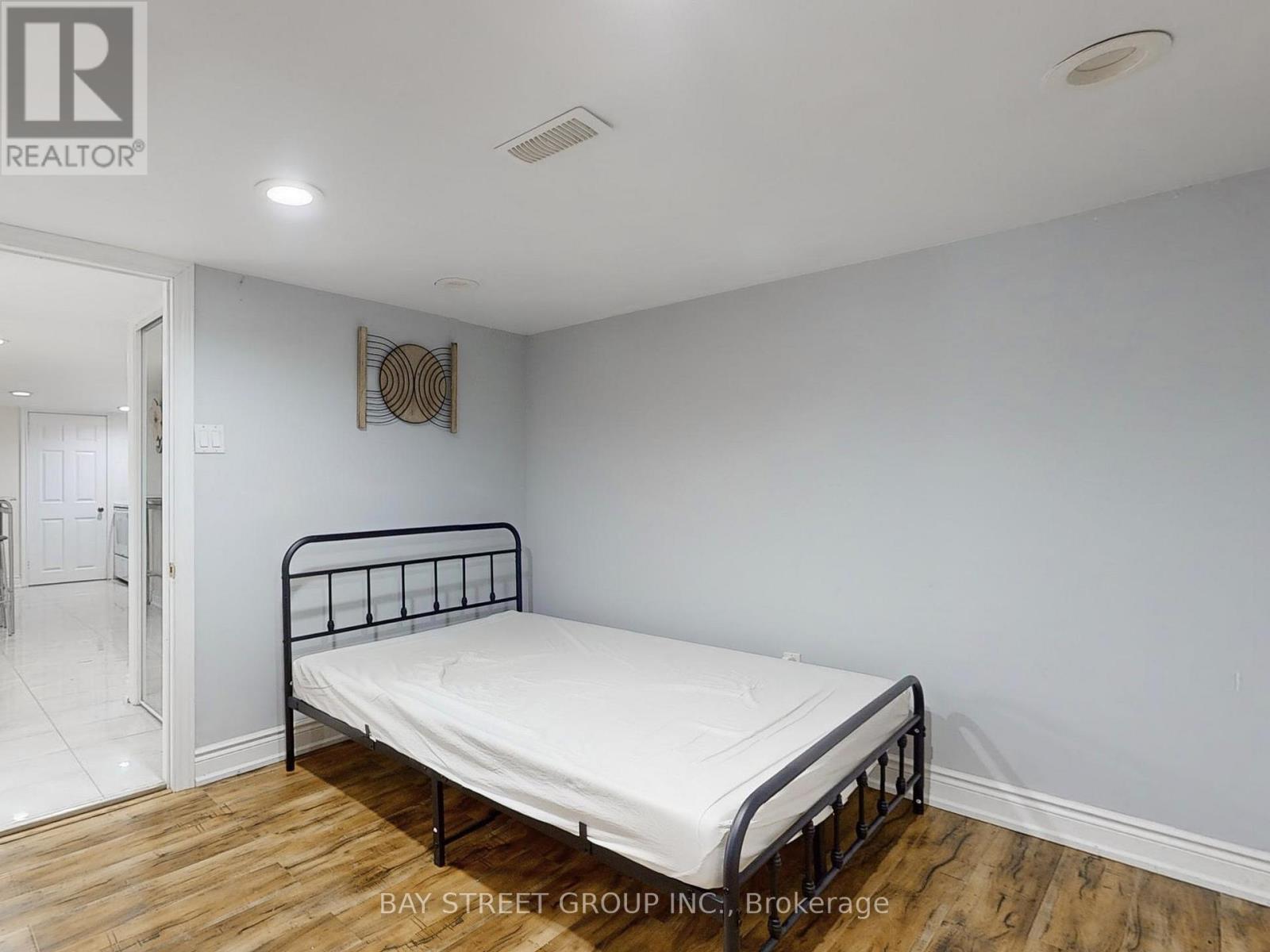 45 Enfield Avenue, Toronto, Ontario  M8W 1T6 - Photo 22 - W12157438