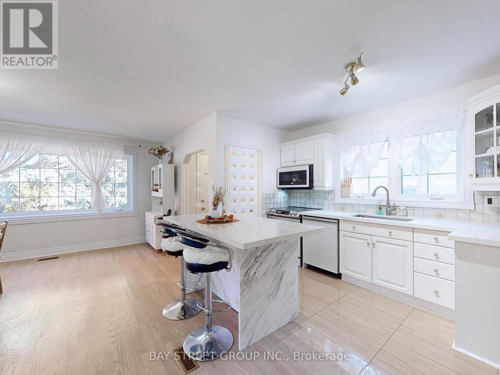 45 Enfield Avenue, Toronto, Ontario  M8W 1T6 - Photo 4 - W12157438