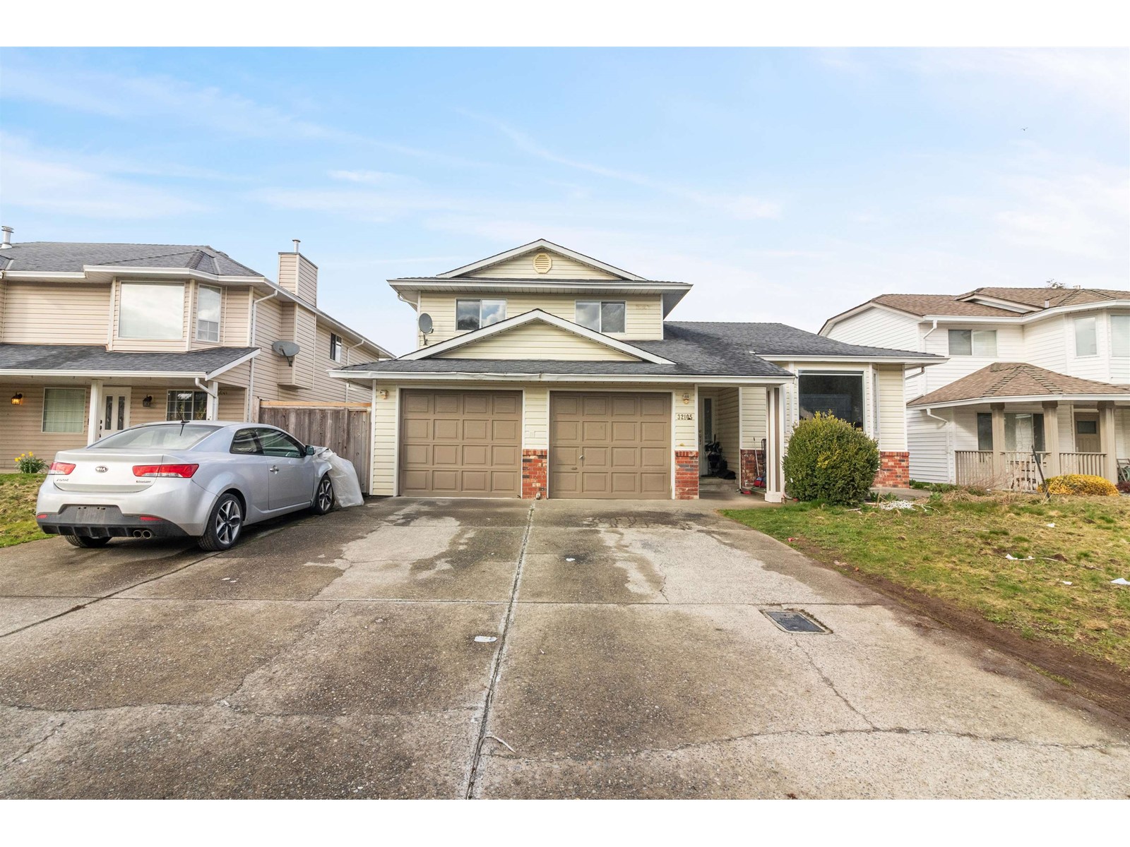 Property at 32105 ROGERS AVENUE image 3