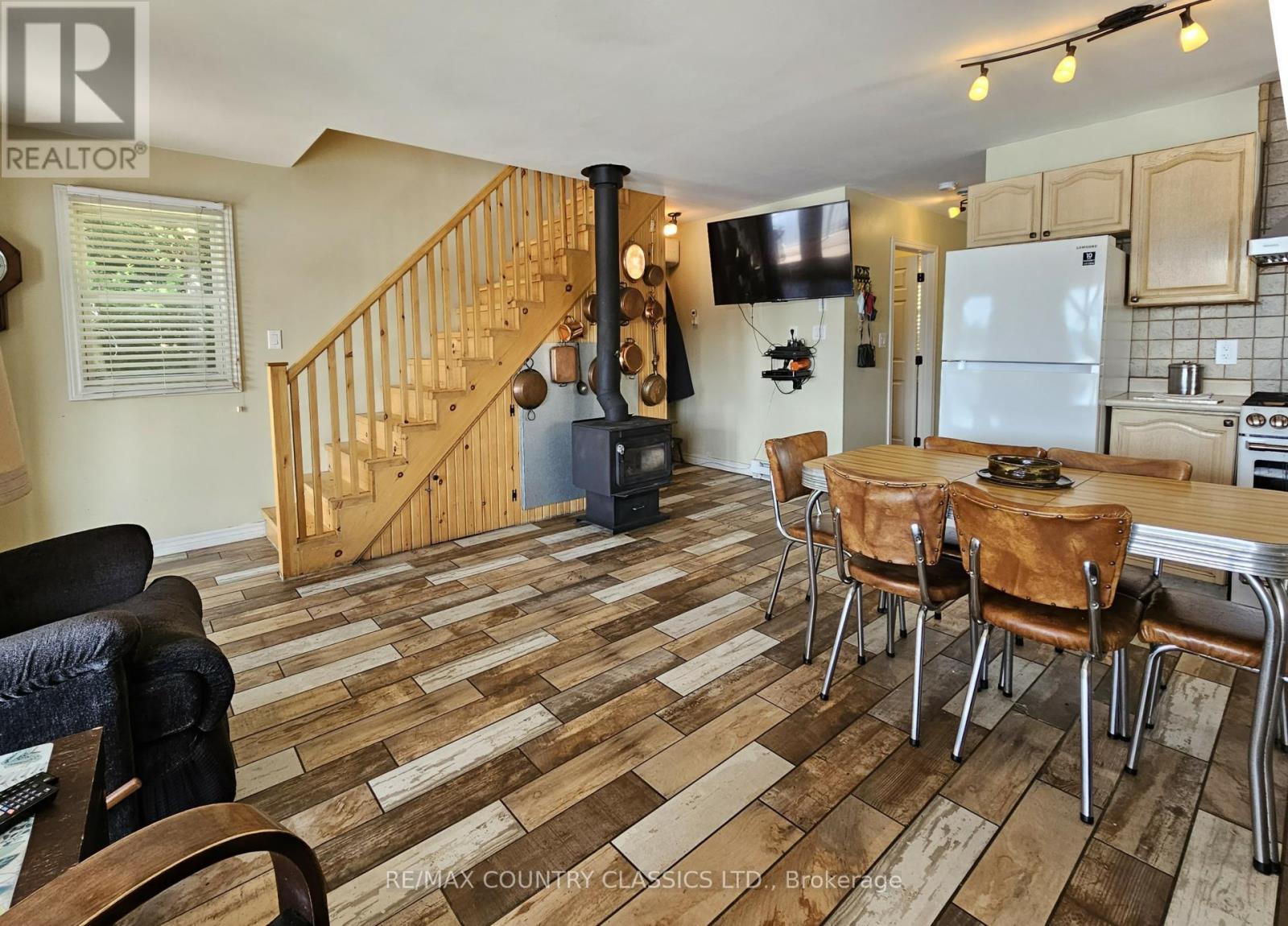 108a Kubishack Lane, Madawaska Valley, Ontario  K0J 1B0 - Photo 9 - X12157490
