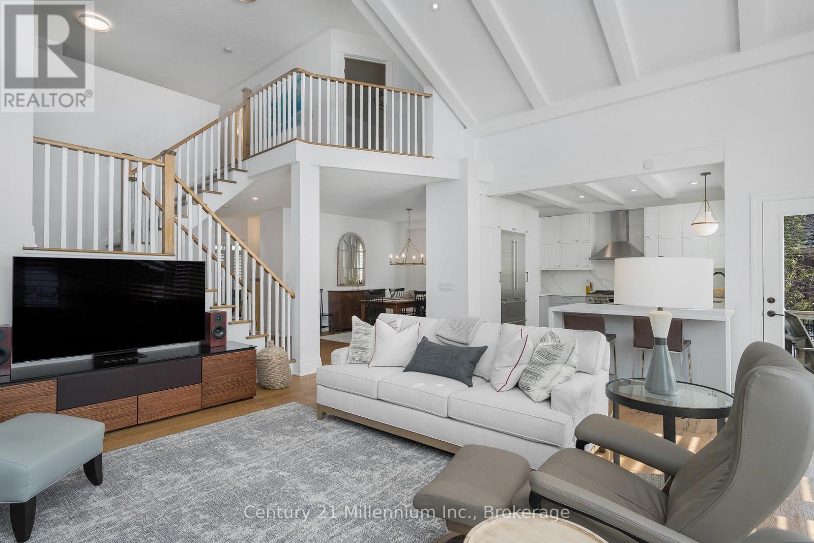 132 Rankin's Crescent, Blue Mountains, Ontario  N0H 2P0 - Photo 10 - X12153765