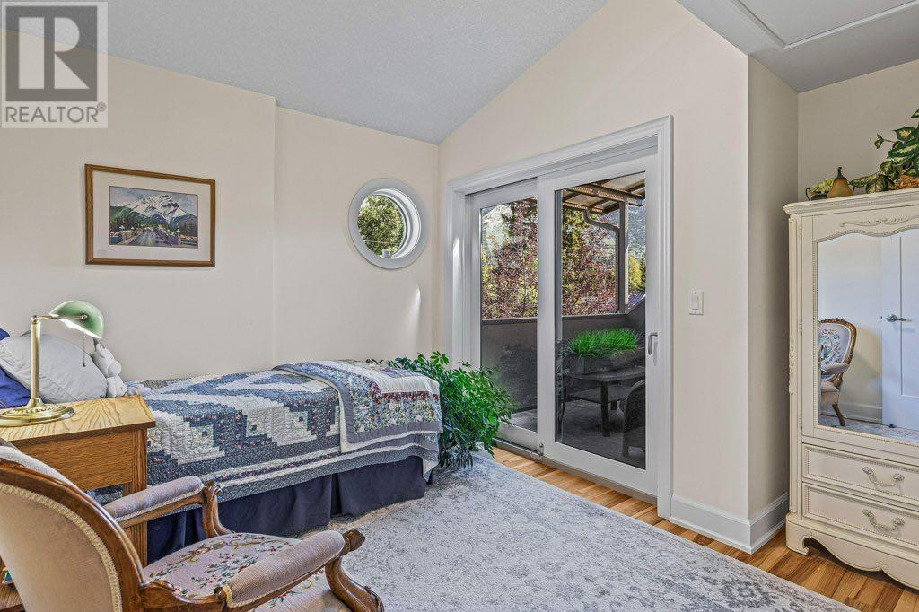 930 9 Street, Canmore, Alberta  T1W 1Z8 - Photo 35 - A2190010
