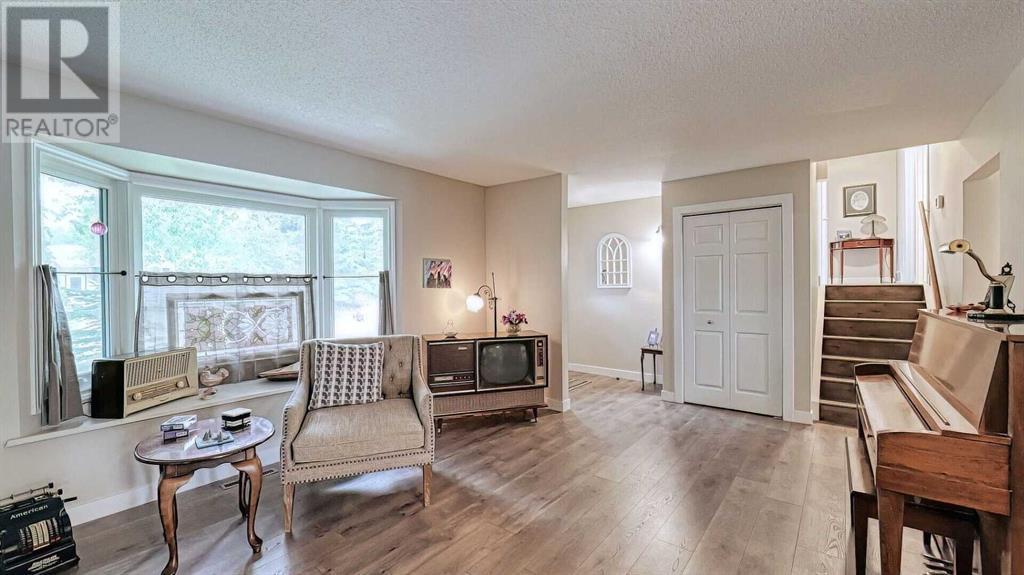 7508 7 Street Nw, Calgary, Alberta  T2K 1E7 - Photo 7 - A2200104