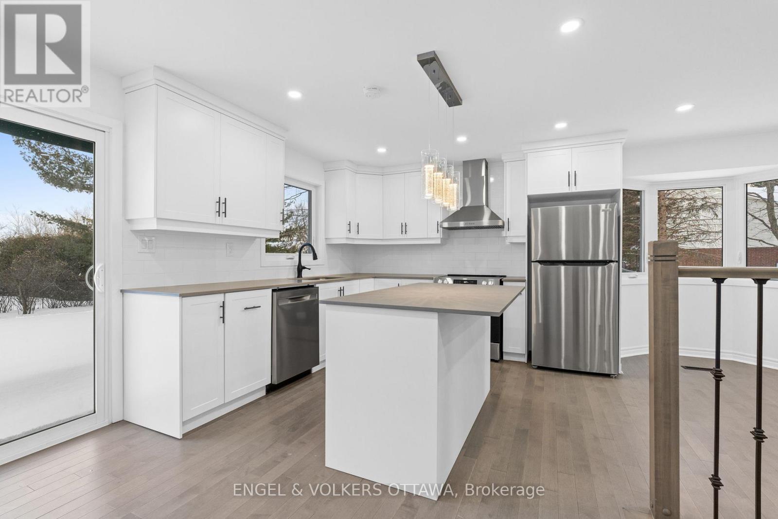 1375 Trebla Way, Ottawa, Ontario  K4P 1E4 - Photo 12 - X12157482
