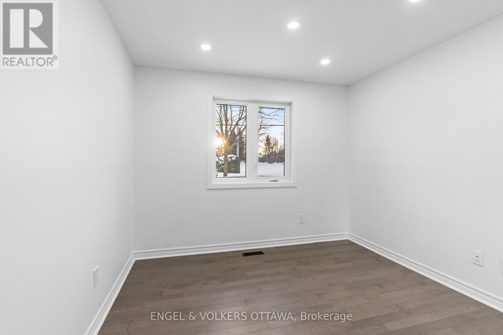 1375 Trebla Way, Ottawa, Ontario  K4P 1E4 - Photo 20 - X12157482
