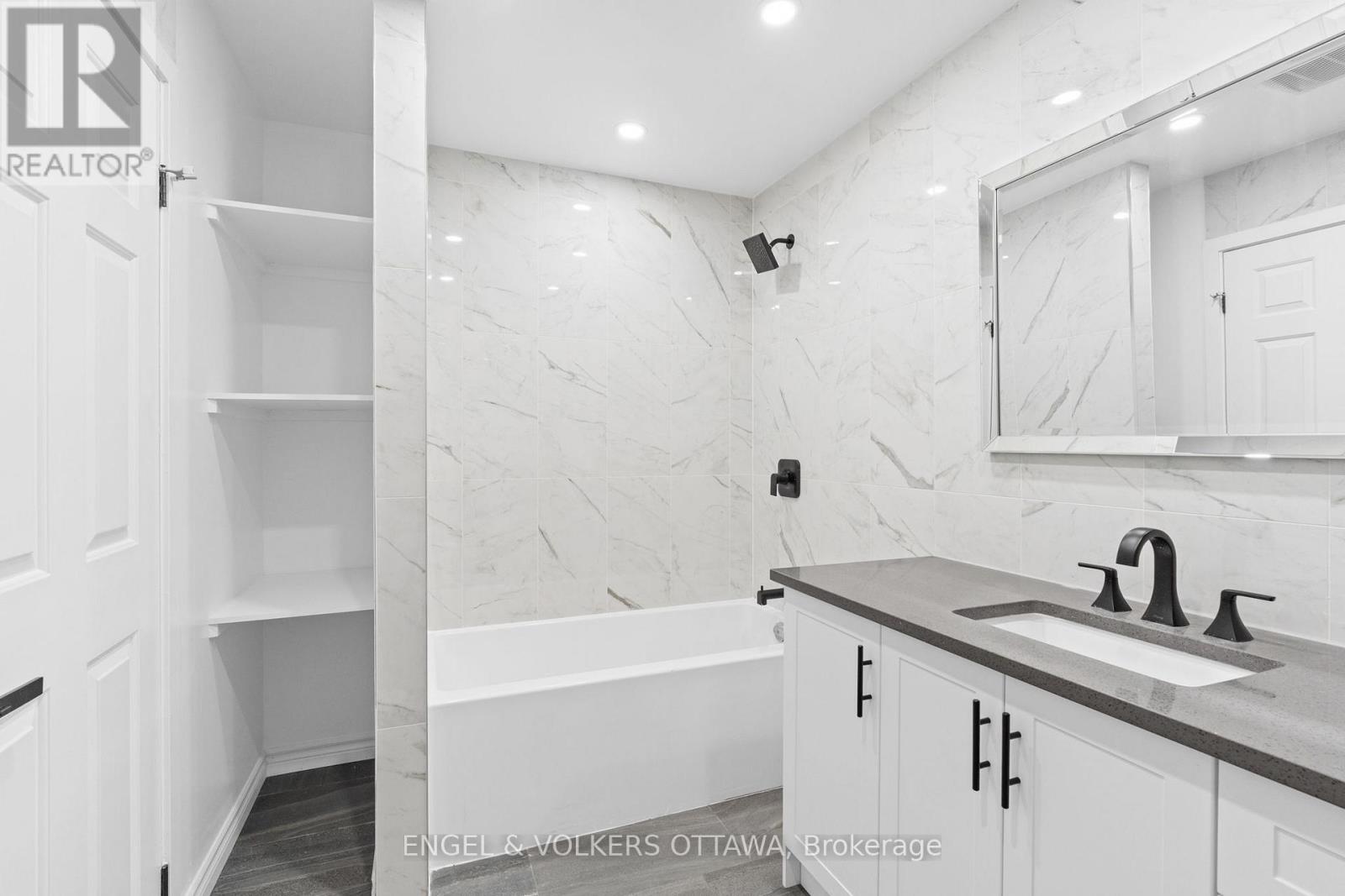 1375 Trebla Way, Ottawa, Ontario  K4P 1E4 - Photo 26 - X12157482