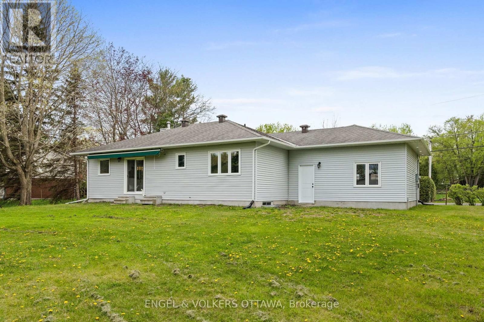 1375 Trebla Way, Ottawa, Ontario  K4P 1E4 - Photo 34 - X12157482