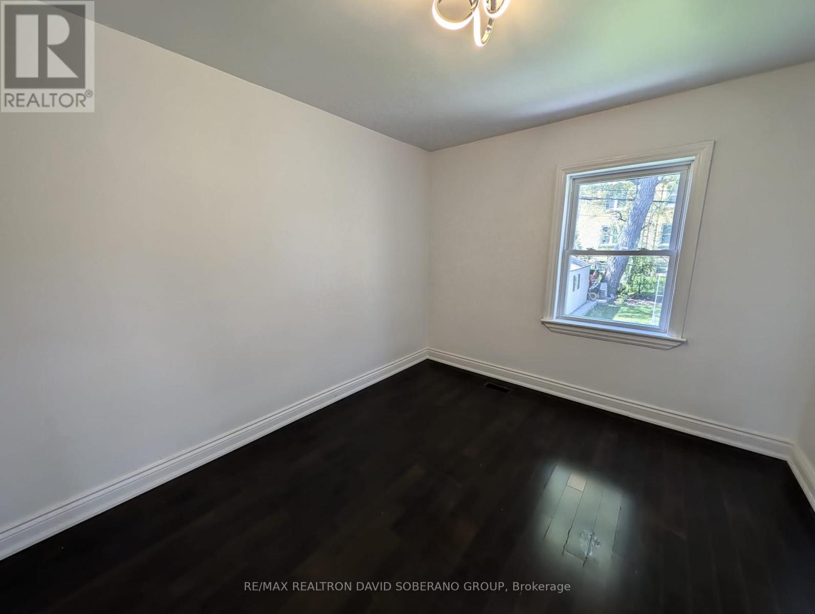 Main Floor - 46 Cadillac Avenue, Toronto, Ontario  M3H 1S2 - Photo 8 - C12157486