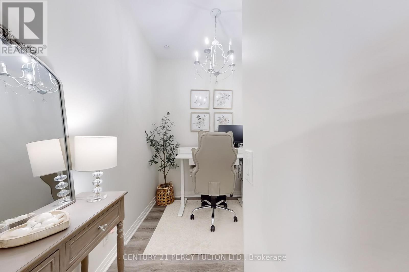 320 - 128 Grovewood Common, Oakville, Ontario  L6H 0X3 - Photo 30 - W12157474