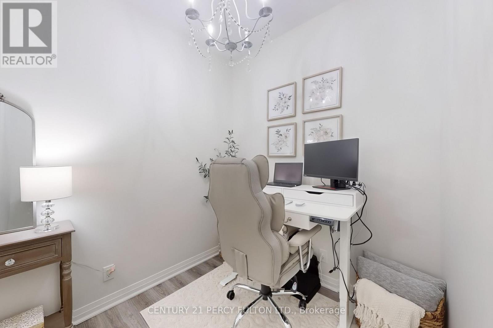320 - 128 Grovewood Common, Oakville, Ontario  L6H 0X3 - Photo 31 - W12157474