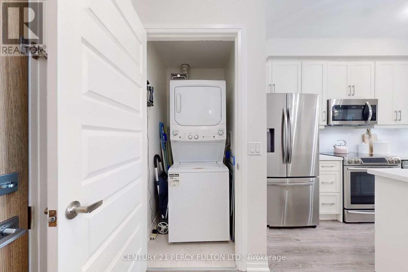 320 - 128 Grovewood Common, Oakville, Ontario  L6H 0X3 - Photo 35 - W12157474
